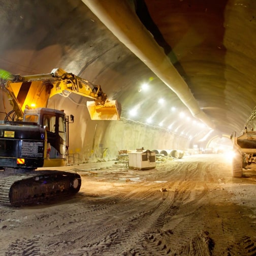 Лийф Група предлага високоефективни добавки за пръскан бетон (торкрет), като суперпластификатори, ускорители и високоякостни структурни синтетични фибри за армиране на пръскания бетон, безшевна хидроизолация за подземни конструкции, като тунели, шахти и каверни