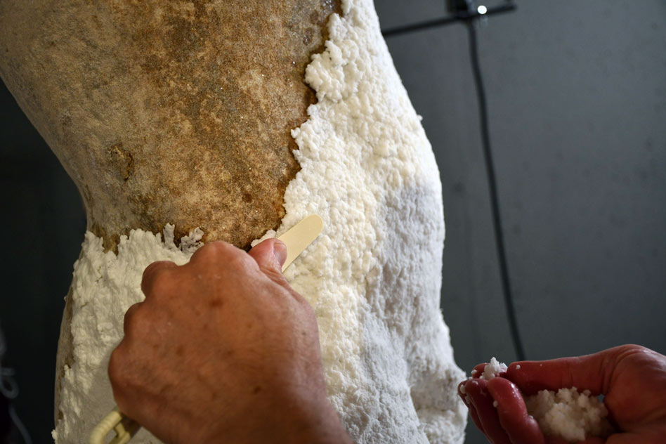 Реставрация на статуя от Хераклея Синтика.