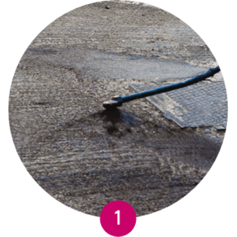 Преди изграждане на настилката от асфалт с Dracobit, се нанася битумен грунд