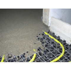 RAPIDBLOCK THERMO циментова замазка върху подово отопление