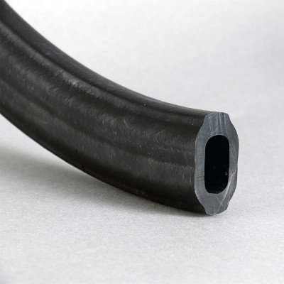 B-JOINT® is another version of the proven DESOI Quick Seal. This variant is a profi le hose and does not require a terminal strip. It is fl exible and adapts perfectly to unevenness.