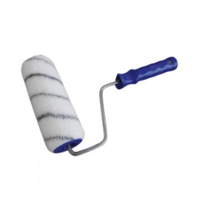 Бояджийски валяк, предназначен за всички епоксидни бои и други сходни покрития. Изработен е от фини влакна, които осигуряват равномерно нанасяне, и има удобна ПВЦ дръжка за стабилен захват. Подходящ за гладки и леко грапави повърхности.