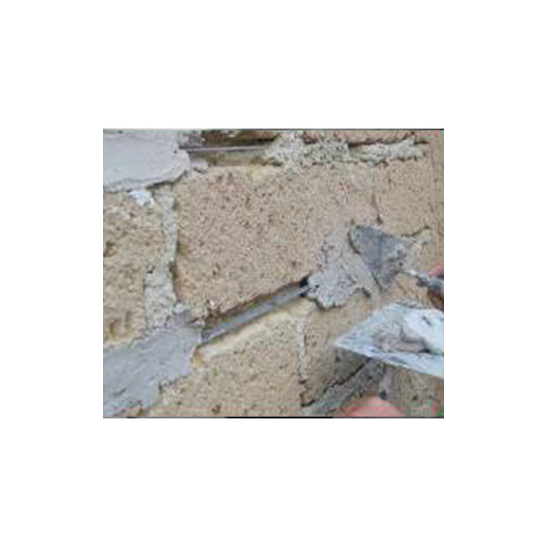MasterEmaco® S 285 TIX (Albaria Struttura) is thixotropic mortar for masonry based on  lime and pozzolan, free of cement, high resistance (M15) and breathability for reinforcement interventions on existing masonry.